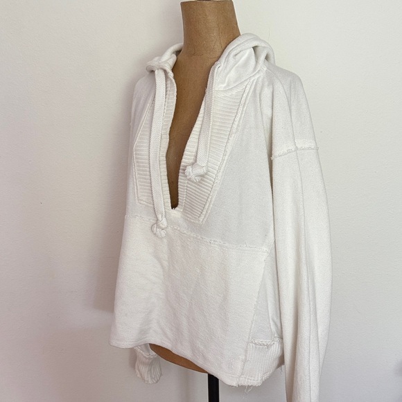 Free People sz M Timko Hoodie Optic White White Hooded Pullover great cond - Picture 1 of 7